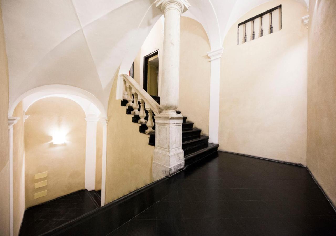 Elegante Loft In Centro Storico Acquario Apartment เจนัว ภายนอก รูปภาพ